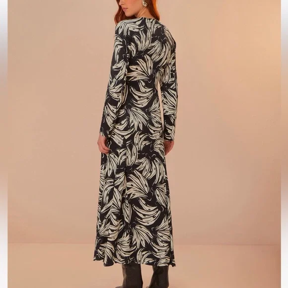 FARM RIO  Black Bossa Banana Viscose Midi Dress